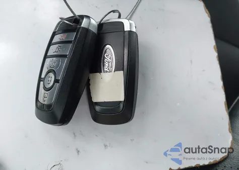 2023 Ford Escape St-Line Elite z USA, uszkodzony, nr VIN 1FMCU9PA0PUA94335